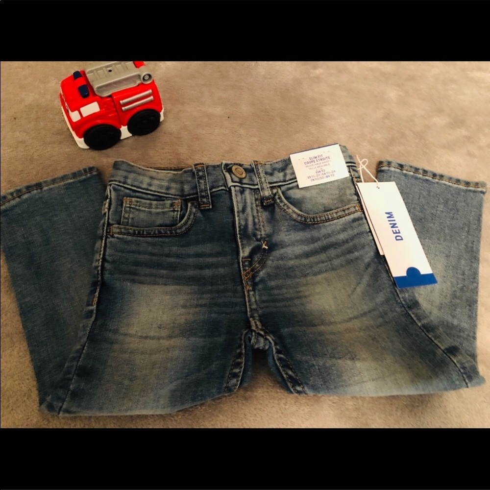 2 jeans new with tags